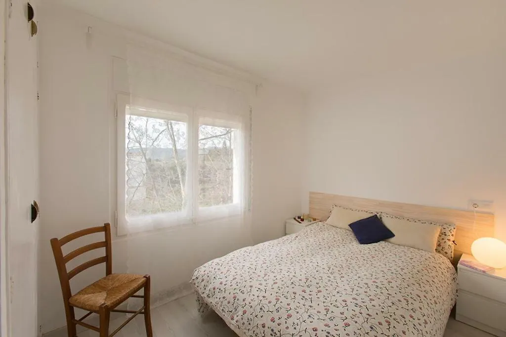 Nice Apartment In Llanca Center